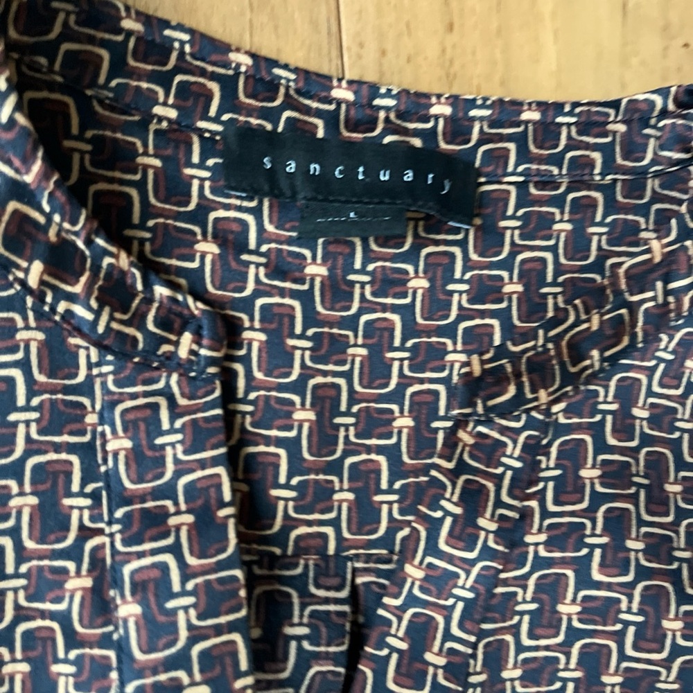 Sanctuary Chain Link Patterned Top in Black and Brown from evereve